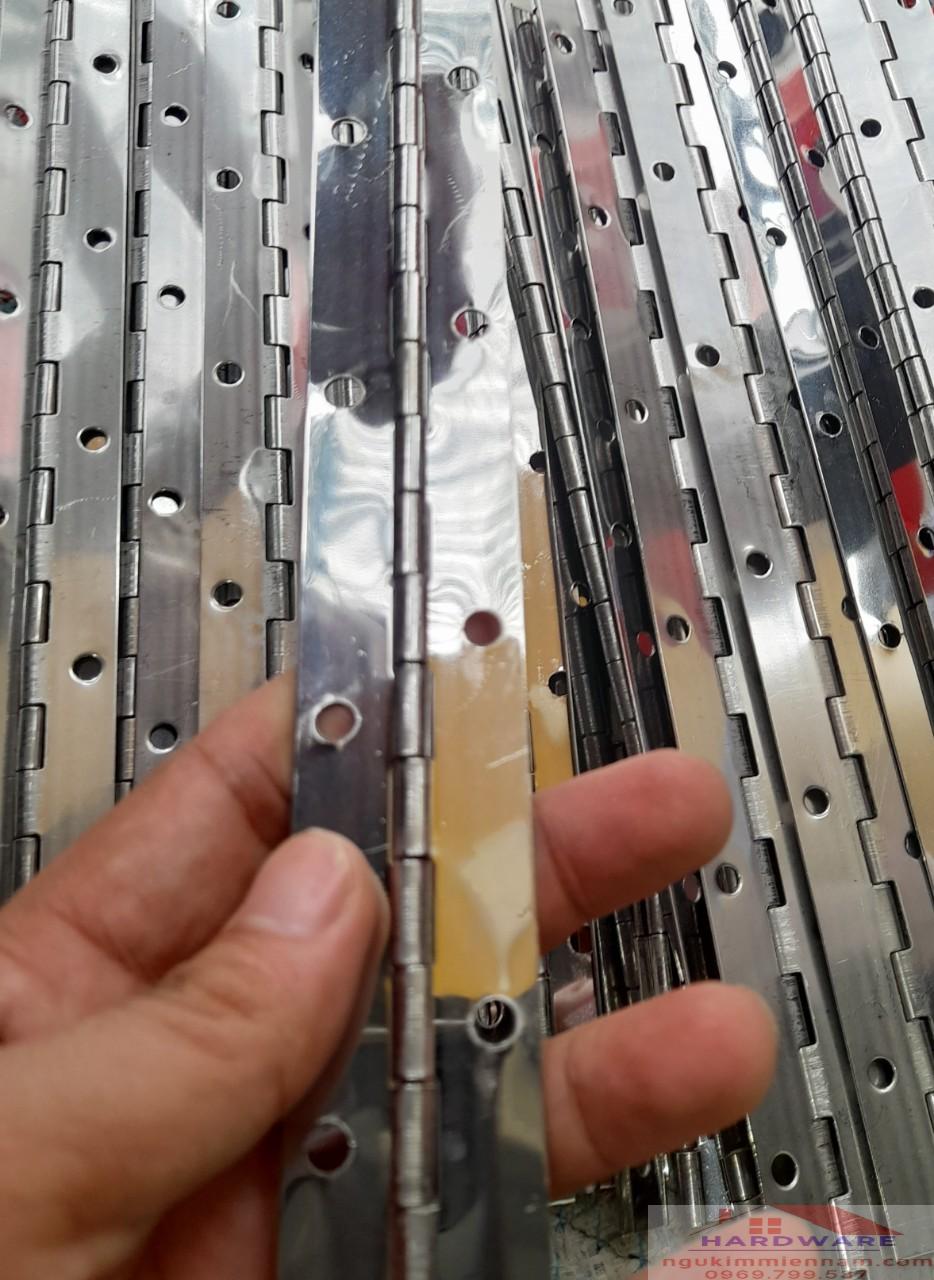 z4613829137771_e6155618c47d273198efec45390e6c32